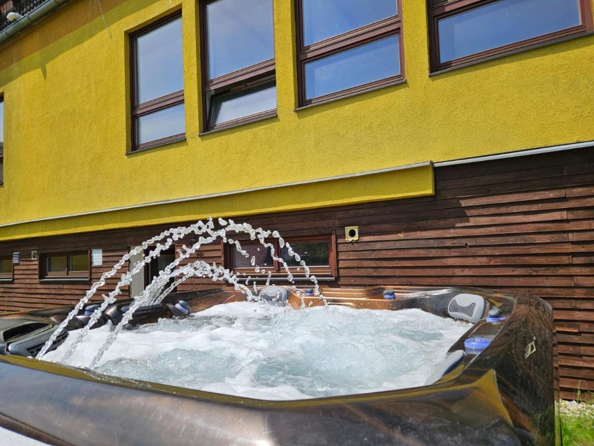 Hotel Zlatý Chlum Česká Ves Exterior foto